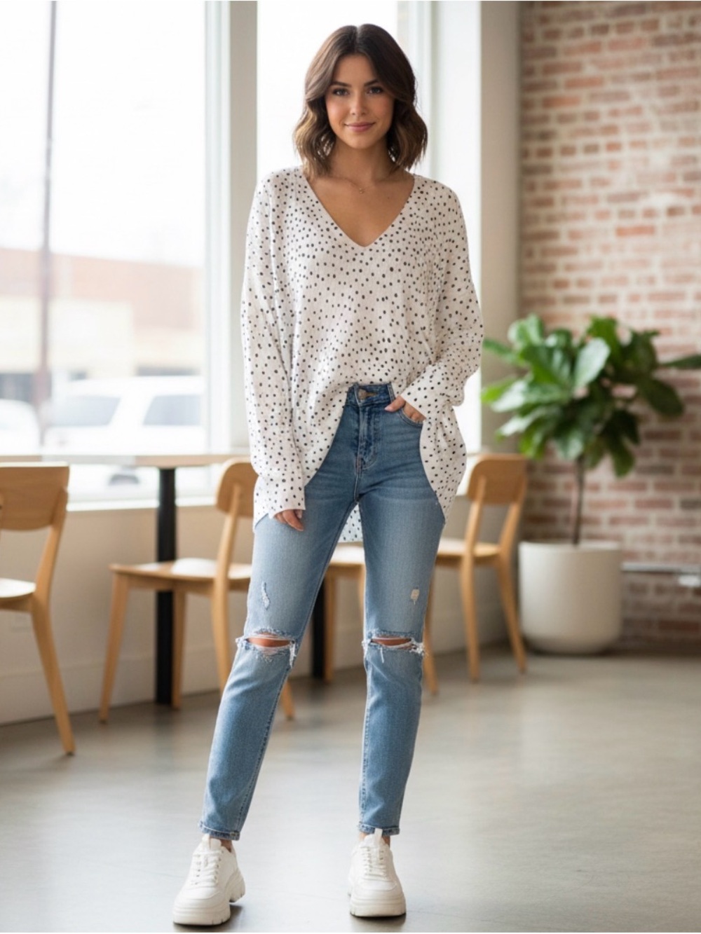 Women’s High-Rise Distressed Slim Jeans - Light Blue